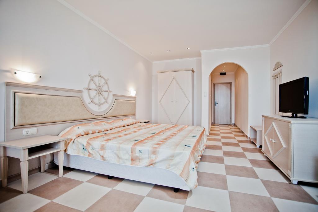 Royal Bay Hotel Elenite Kültér fotó